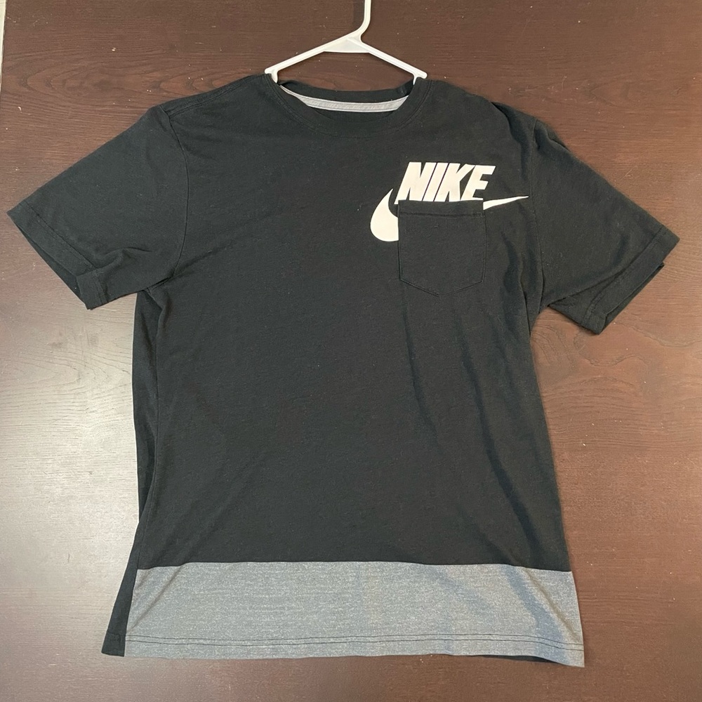 Rare Nike Pocket T-Shirt (large)